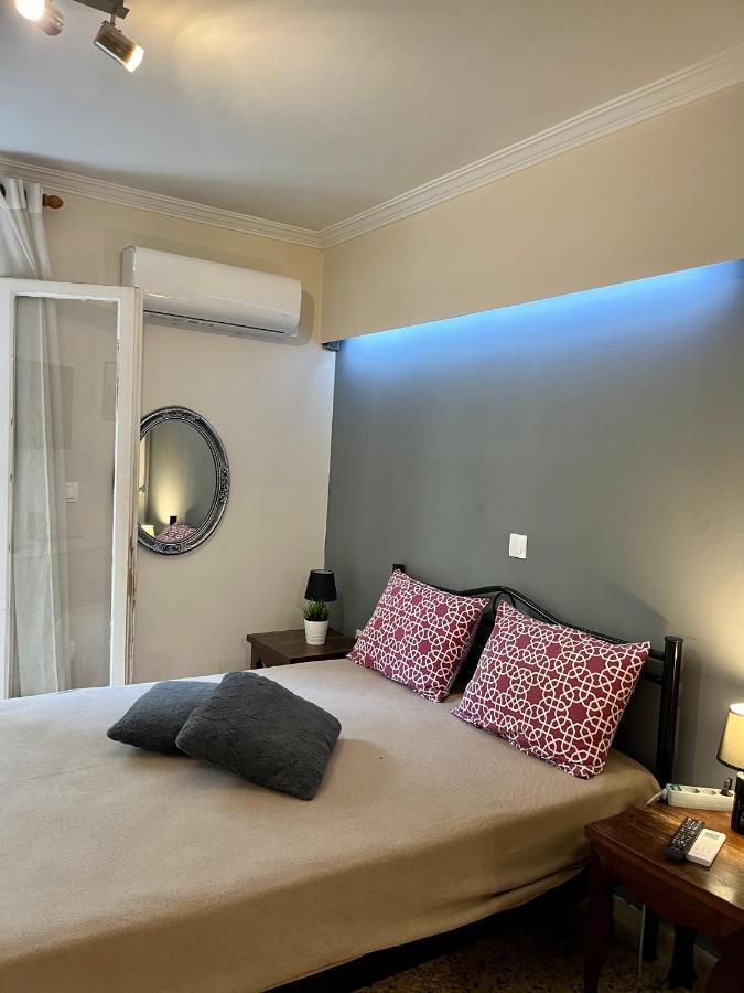 Modern Apartment In The Heart Of Athens Near Acropolis ภายนอก รูปภาพ